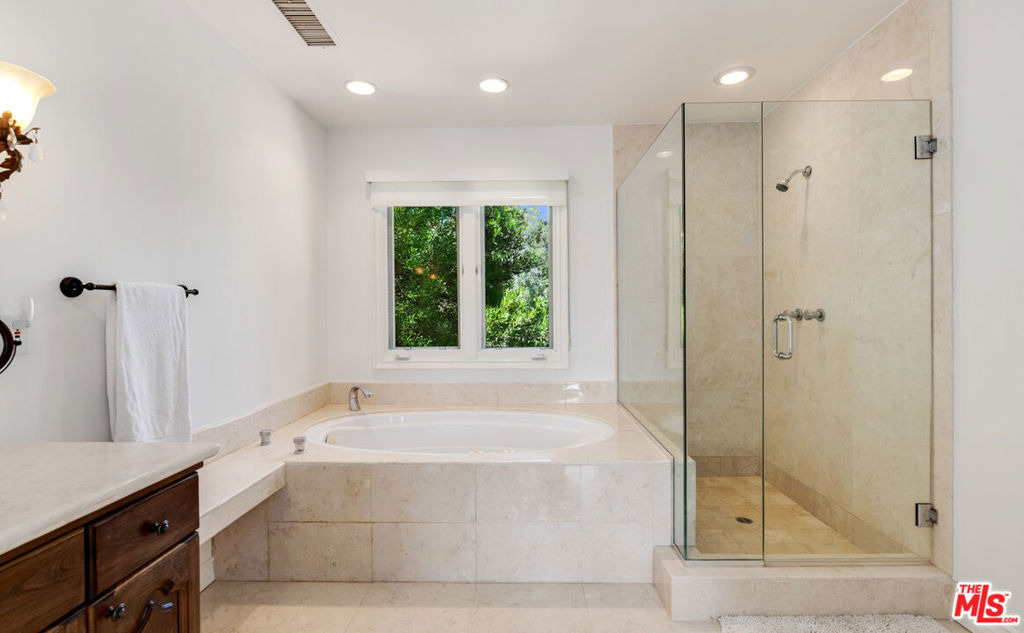 28899 Cliffside Drive - Photo 51