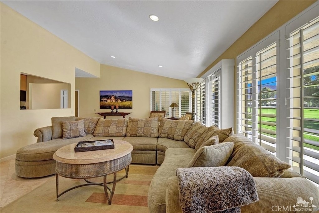 75577 Desert Horizons Drive - Photo 4