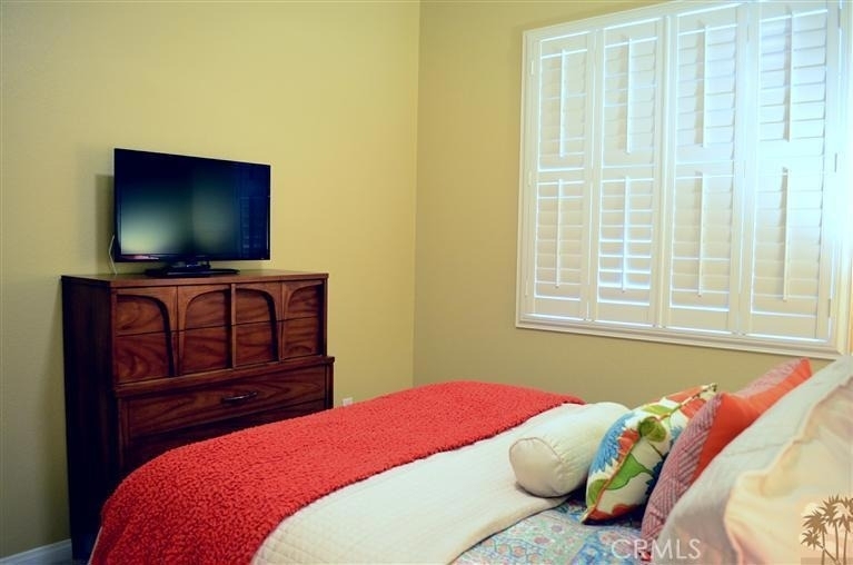 43424 Bordeaux Drive - Photo 18