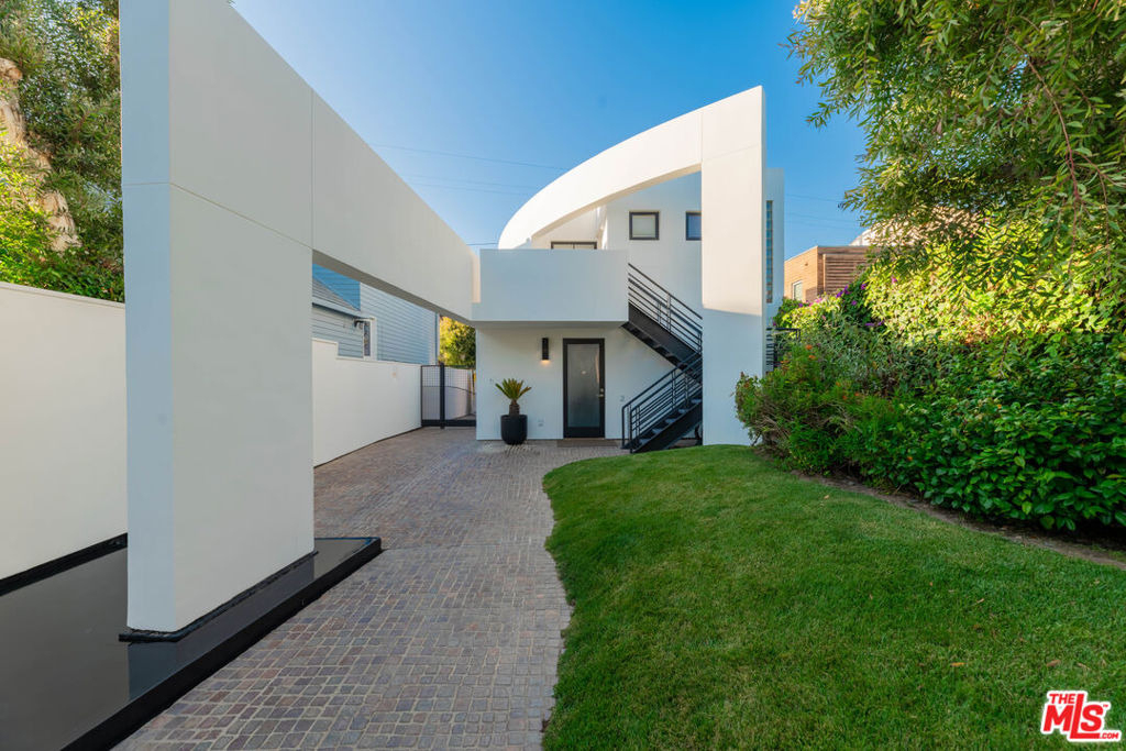 23754 Malibu Road - Photo 44