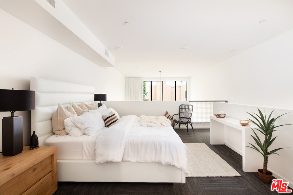 11830 Courtleigh - Photo 3