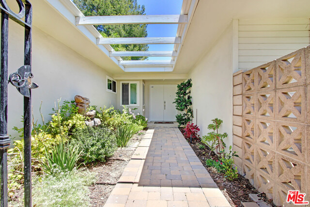24648 Eilat Street - Photo 1