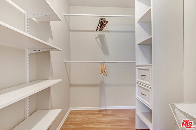 24648 Eilat Street - Photo 14