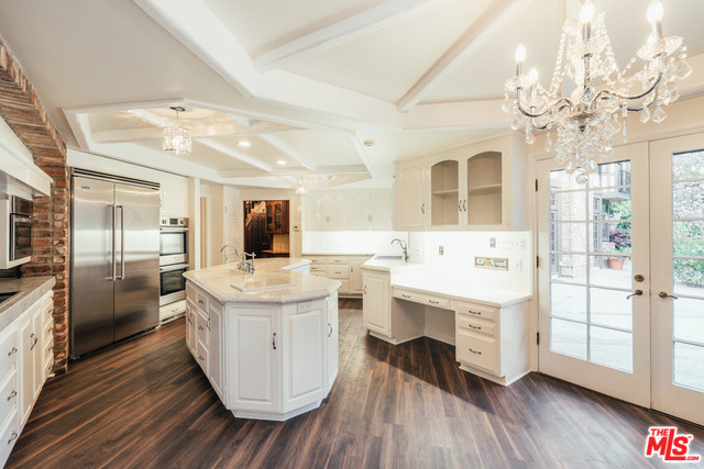 1509 Stone Canyon Road - Photo 10