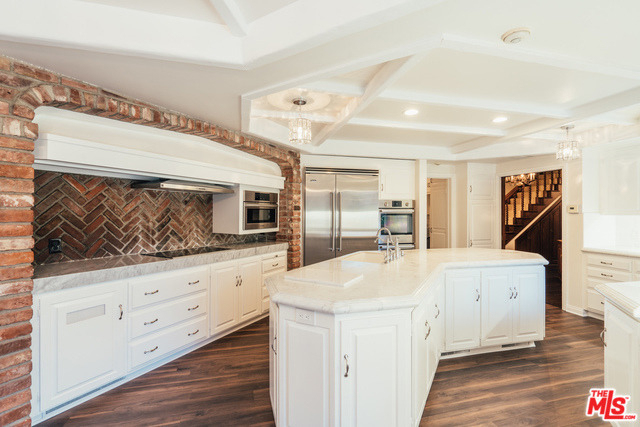 1509 Stone Canyon Road - Photo 11