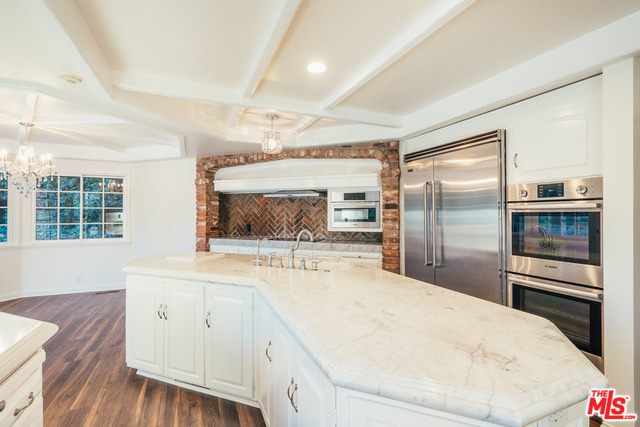1509 Stone Canyon Road - Photo 9
