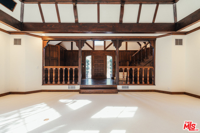 1509 Stone Canyon Road - Photo 2