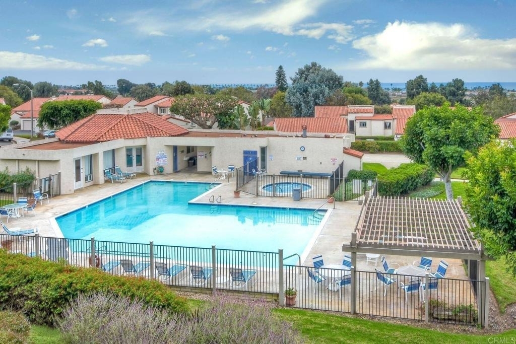 6677 Paseo Del Norte - Photo 16