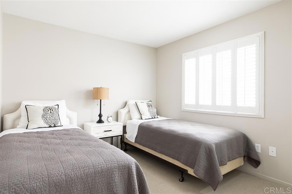 600 N The Strand - Photo 15