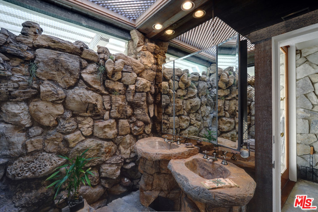 18842 Topanga Beach Road Road - Photo 14