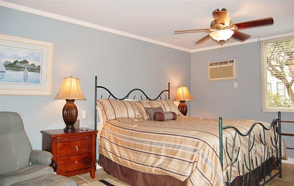 909 Coast Boulevard - Photo 9