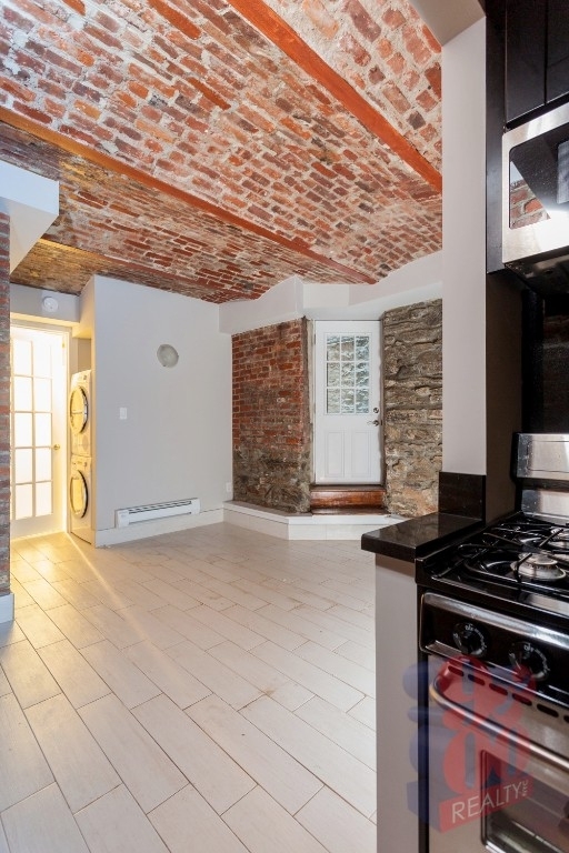 336 East 18th Street - Photo 1
