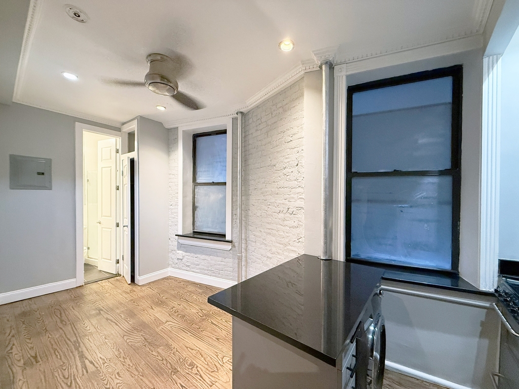 326 East 35th Street - Photo 0