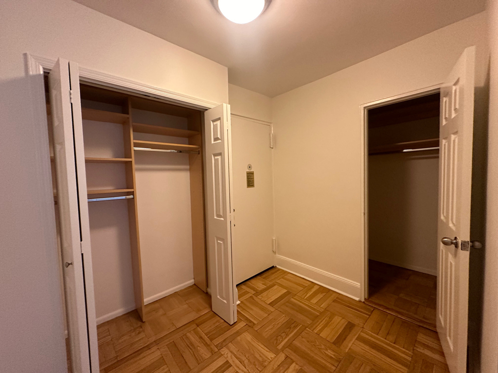 435 East 79th Street - Photo 2