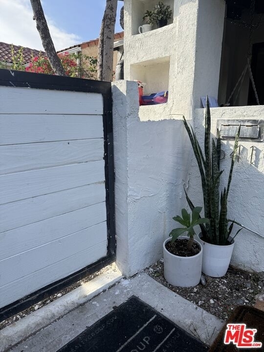 641 N Vista Street - Photo 26