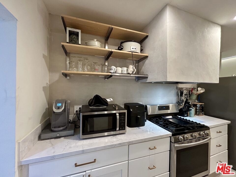 641 N Vista Street - Photo 7
