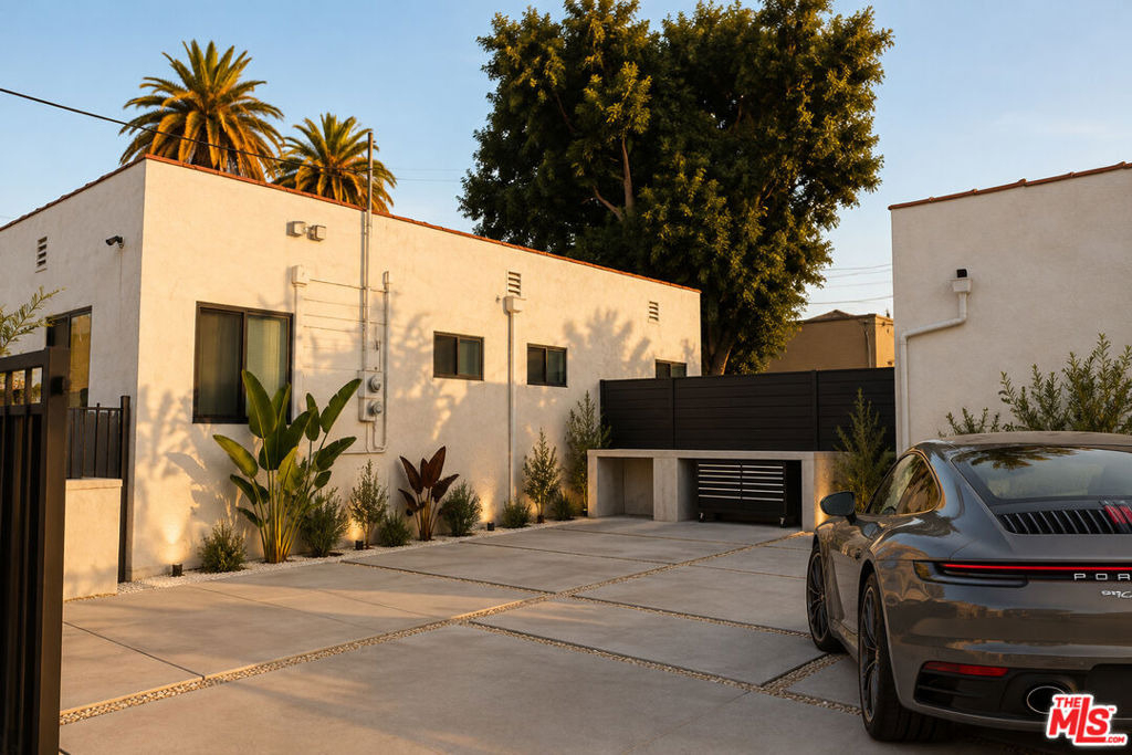 641 N Vista Street - Photo 11