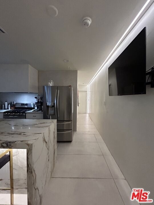 641 N Vista Street - Photo 3