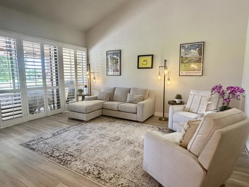 246 Santa Barbara Circle - Photo 6