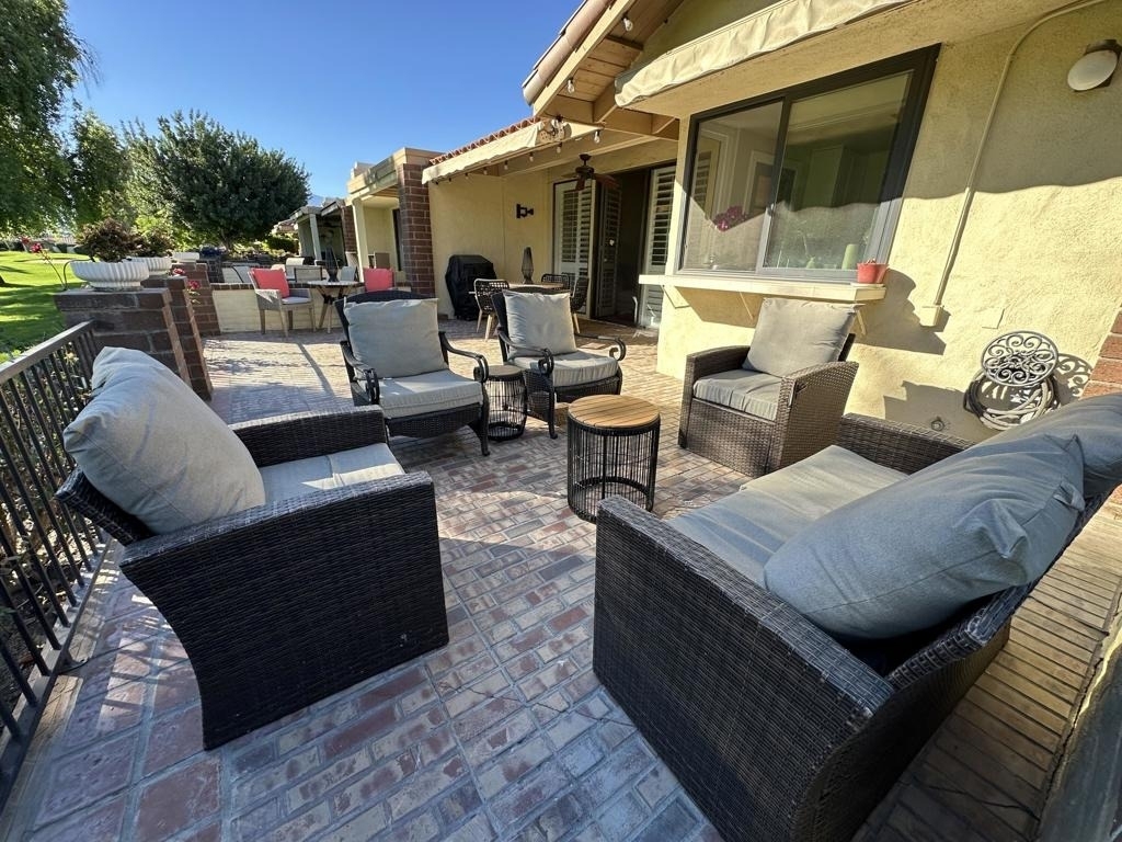 246 Santa Barbara Circle - Photo 1