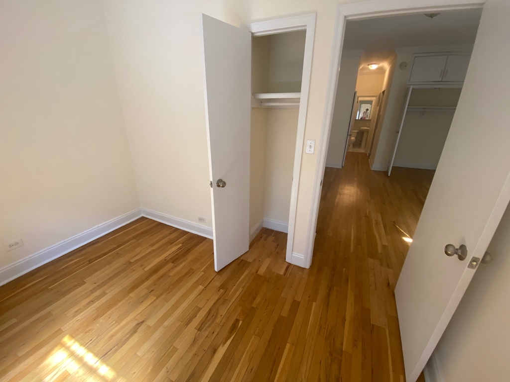 East 83rd Street - Photo 3