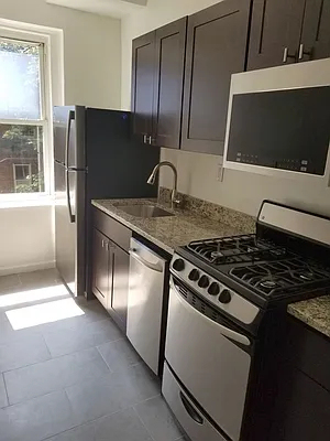 34-10 84th Street - Photo 3