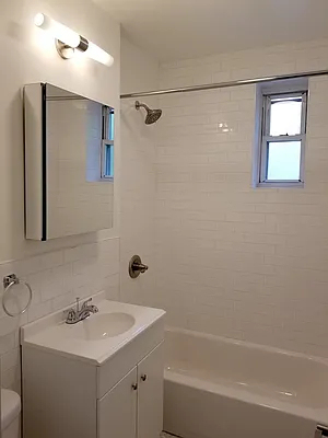 34-10 84th Street - Photo 4