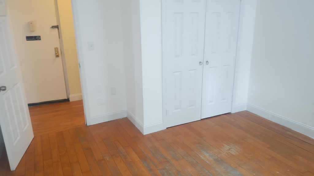 101 West 131st Street - Photo 1