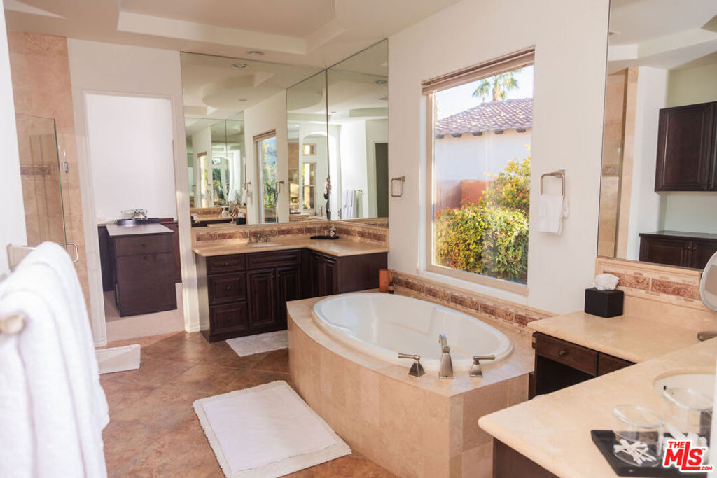54155 Cananero Circle - Photo 27