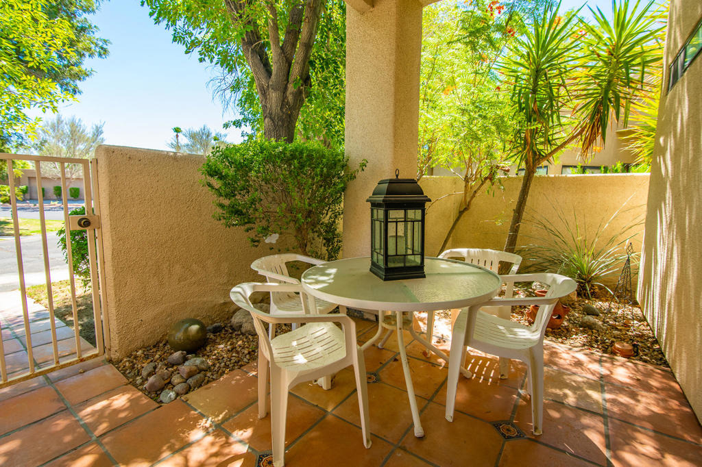 28859 Desert Princess Drive - Photo 4