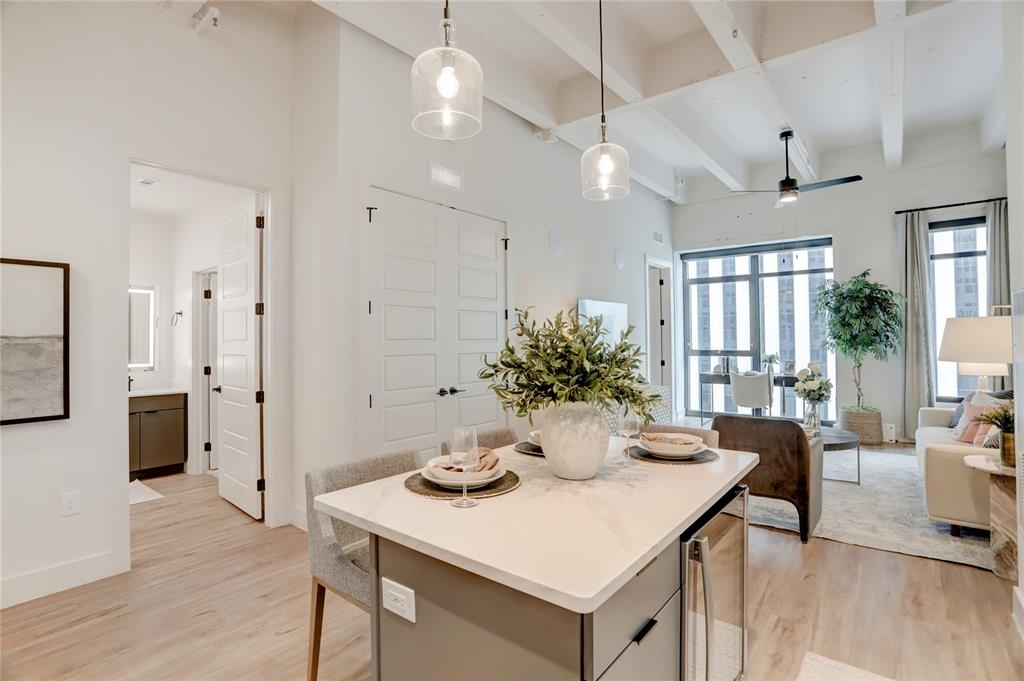 1801 Smith Street - Photo 4