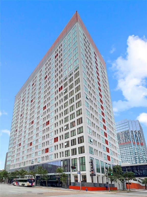 1801 Smith Street - Photo 0