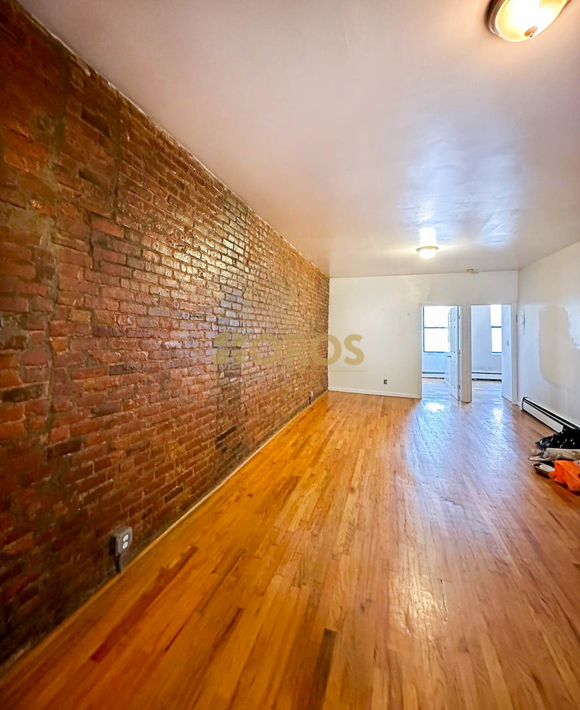 9 Avenue A - Photo 1