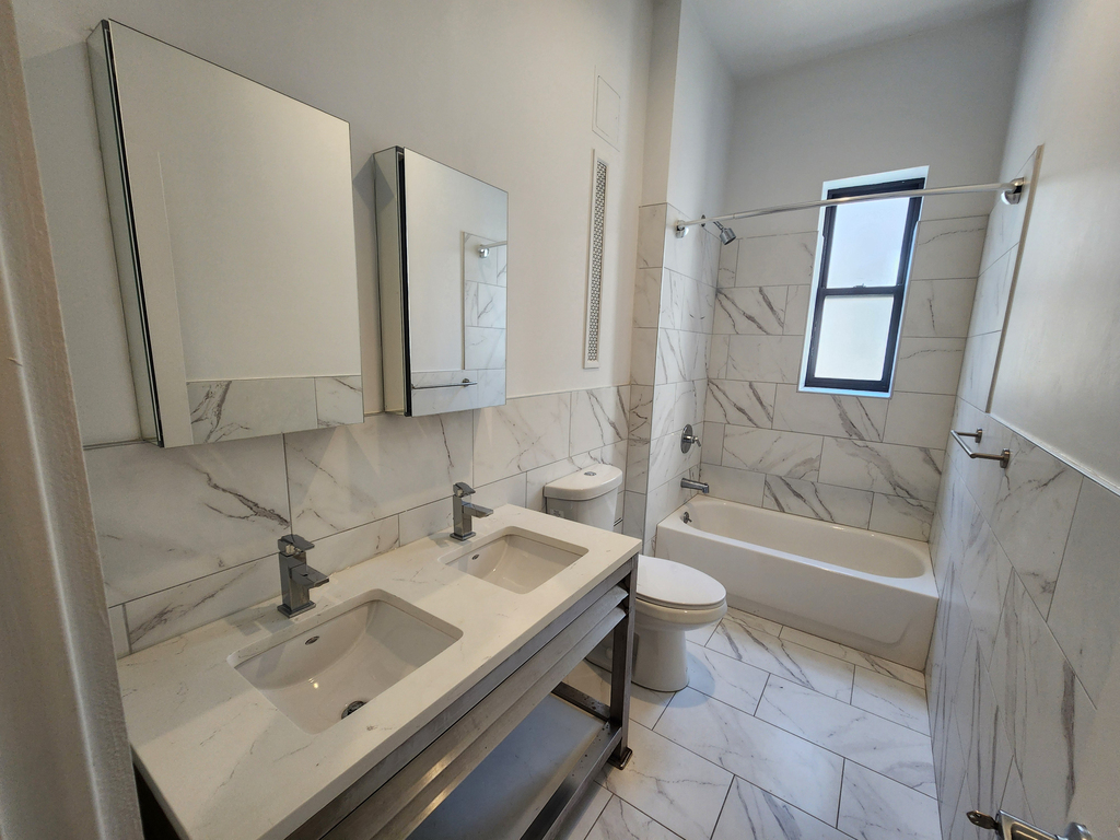 600 West 142nd Street - Photo 4