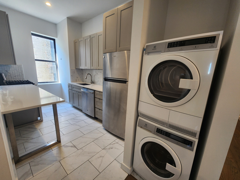 600 West 142nd Street - Photo 0