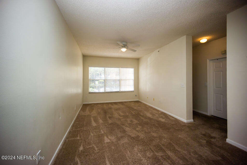 4020 Grande Vista Boulevard - Photo 6