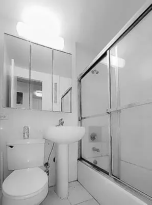  East 36th Street - Photo 3