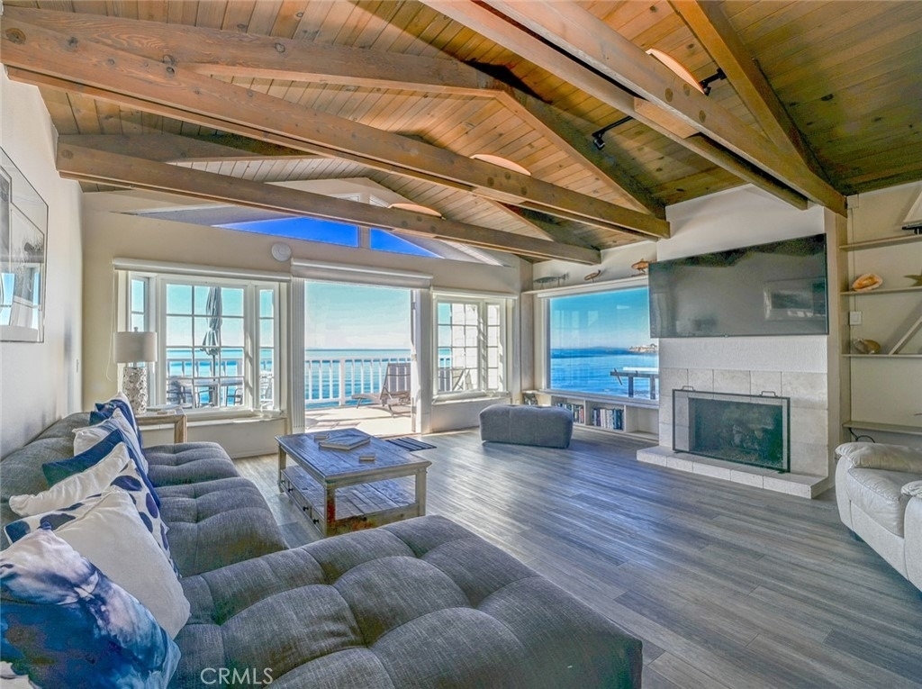 1021 Gaviota Drive - Photo 2
