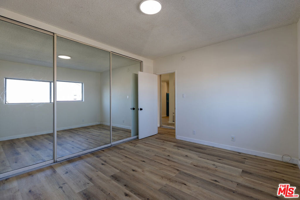 1295 Federal Avenue - Photo 7