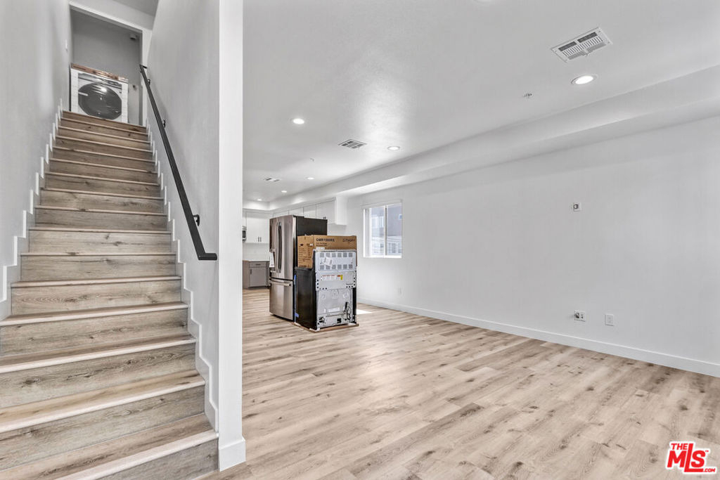 4647 W 18th Street - Photo 5