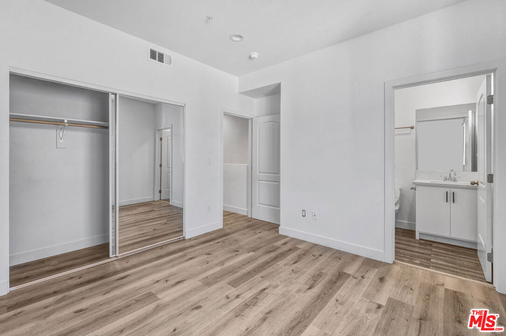 4647 W 18th Street - Photo 11