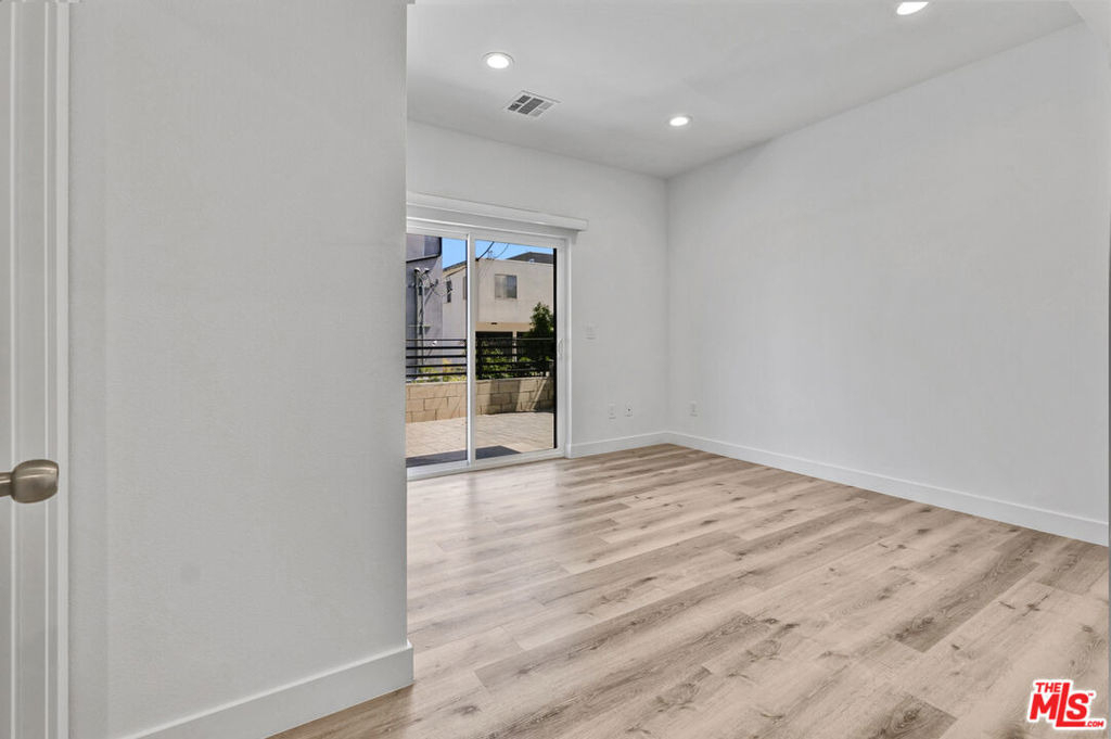 4647 W 18th Street - Photo 7