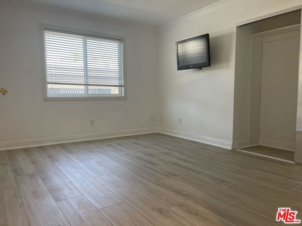 11842 Darlington Avenue - Photo 11