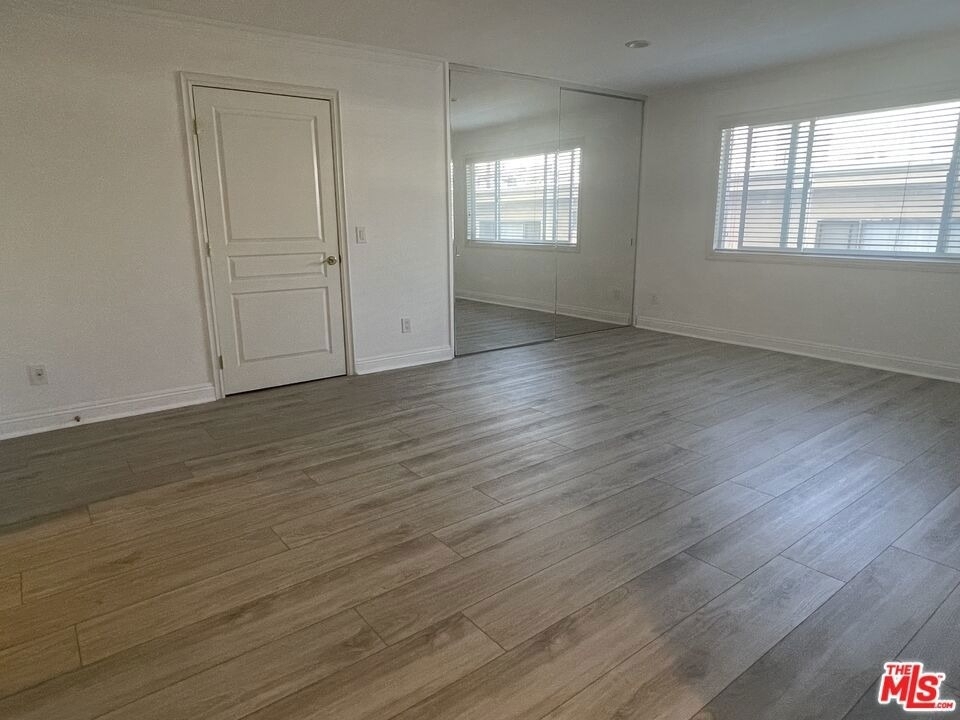 11842 Darlington Avenue - Photo 13