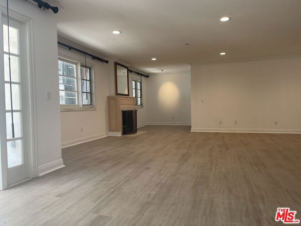11842 Darlington Avenue - Photo 7