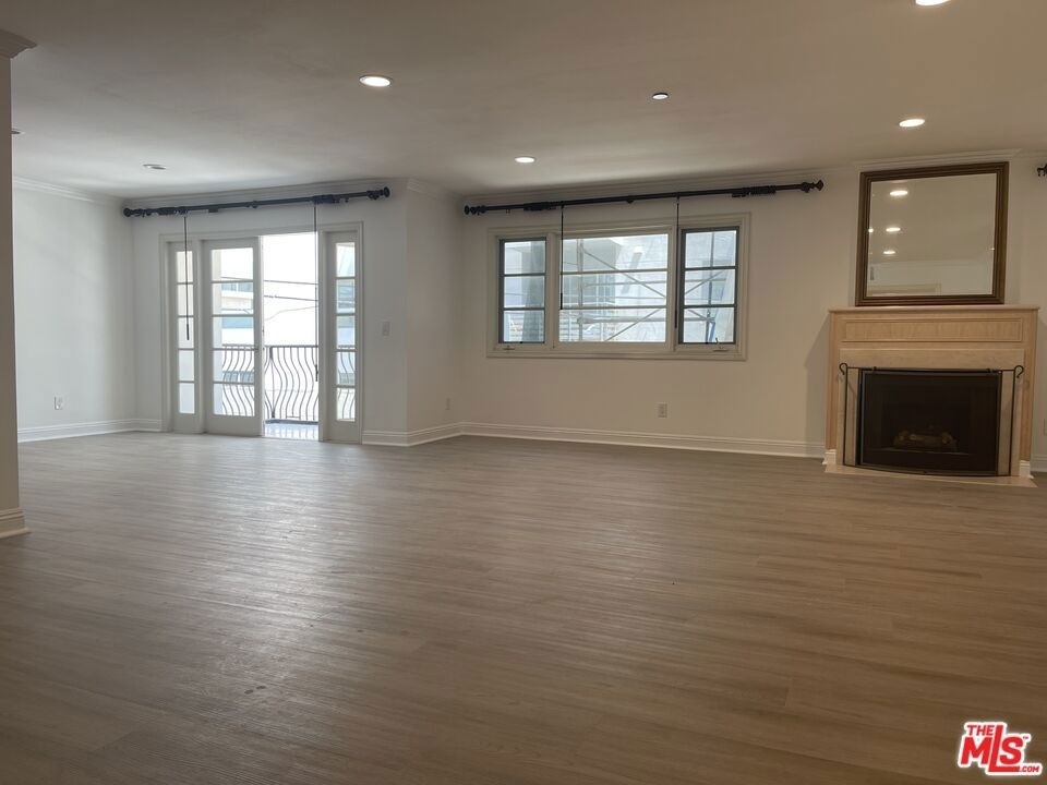 11842 Darlington Avenue - Photo 6