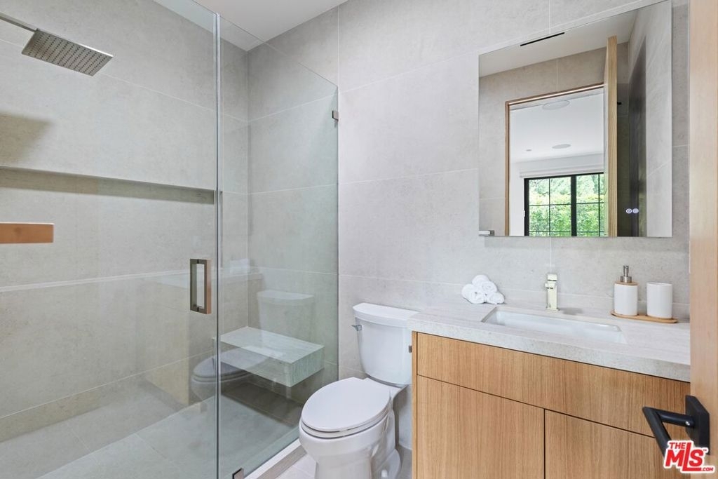 9451 Sunset Boulevard - Photo 18