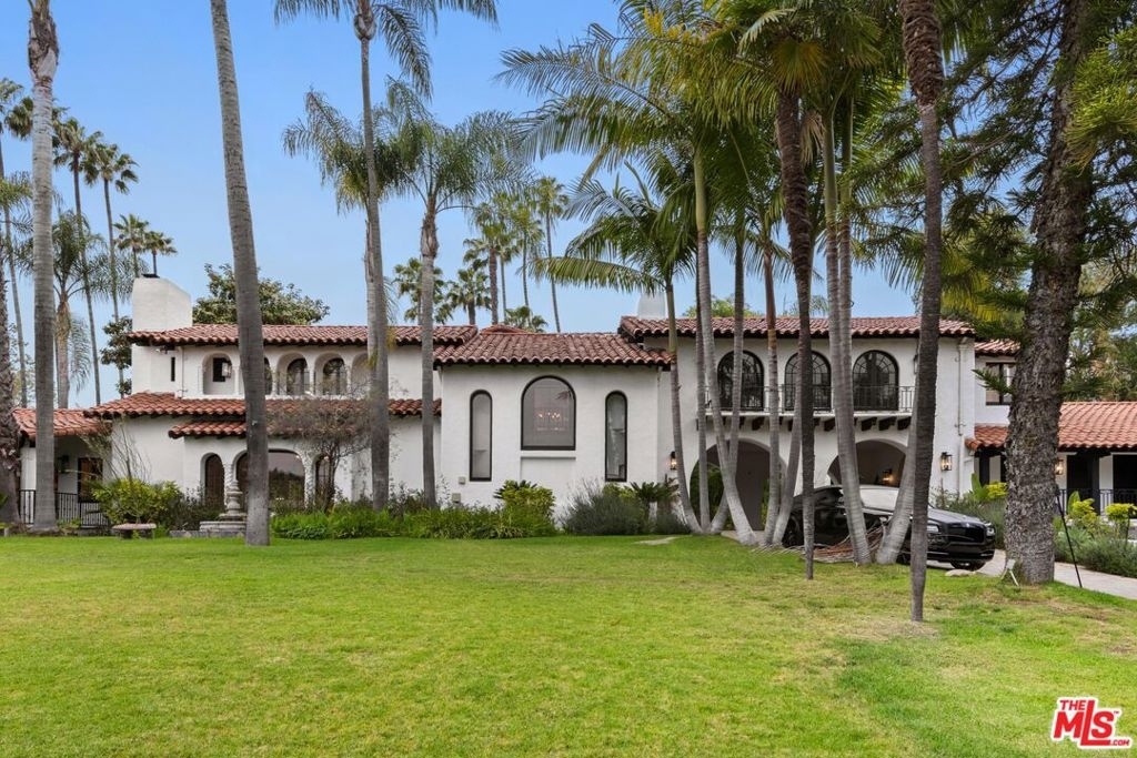 9451 Sunset Boulevard - Photo 3