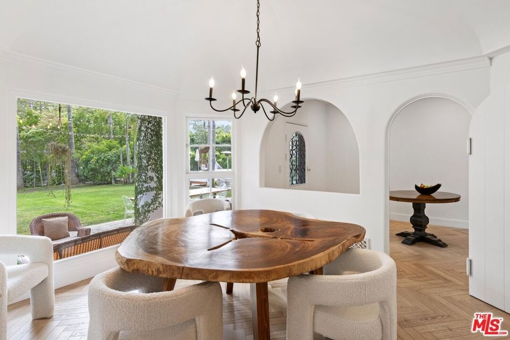 9451 Sunset Boulevard - Photo 10