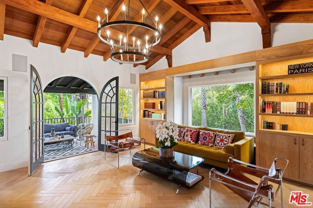 9451 Sunset Boulevard - Photo 9